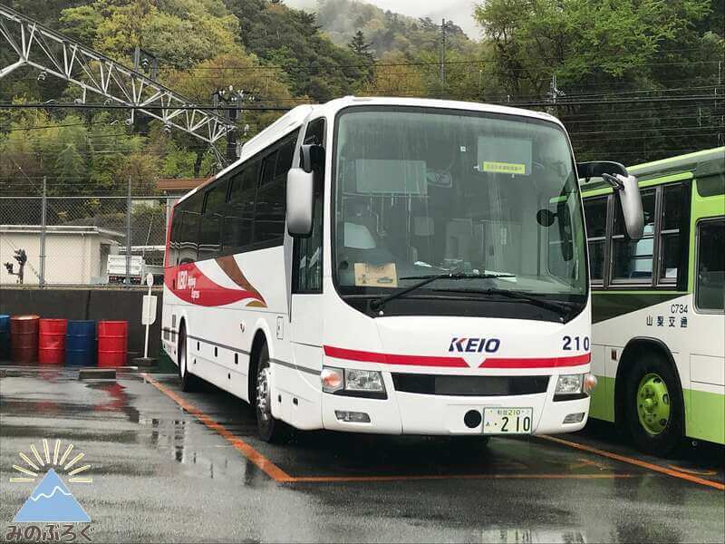 京王バスの高速バス 